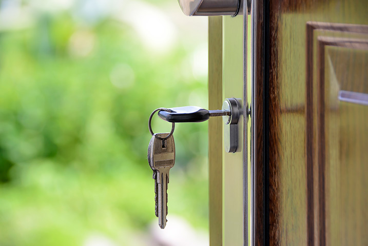 A2B Locks are able to provide local locksmiths in Cheshunt to repair your broken locks. 